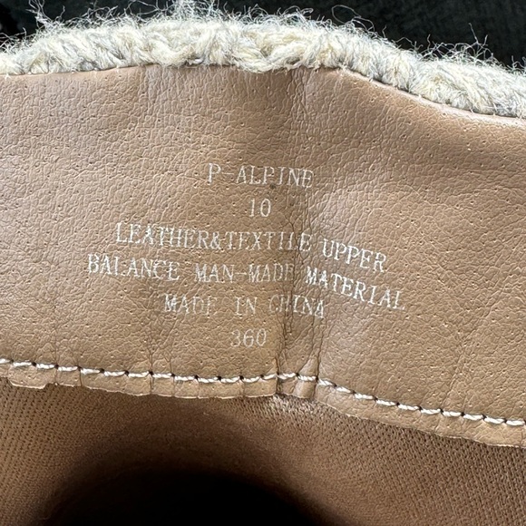 Steve Madden “Alpine” Wedge Boot - Picture 6 of 7